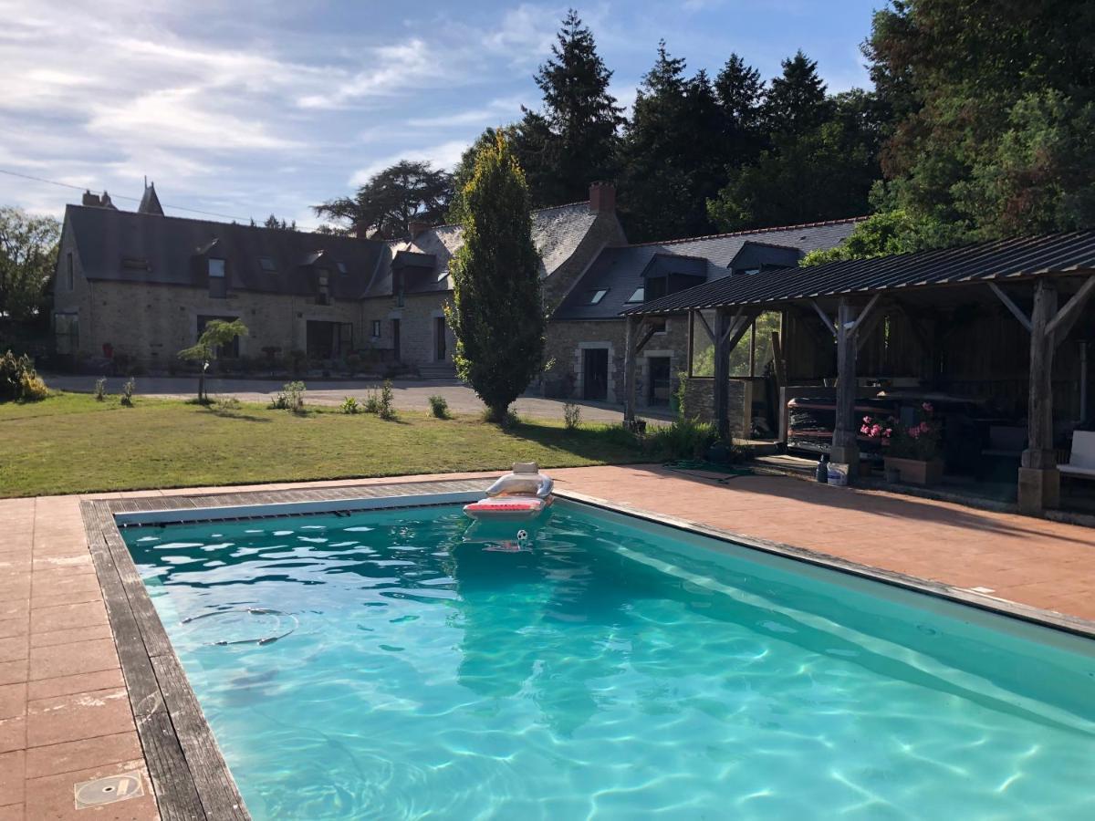 PleucadeucDomaine De La Prevostais住宿加早餐旅馆 外观 照片